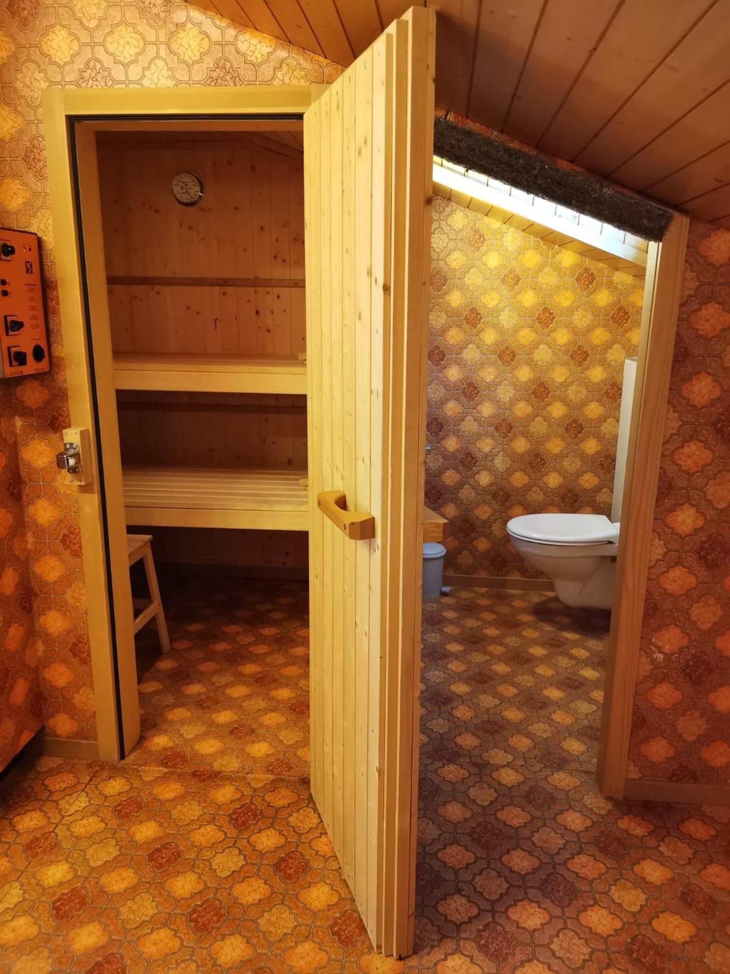 Fortuna Burchen Room photo