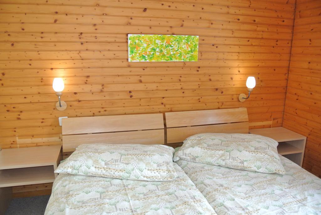 Fortuna Burchen Room photo